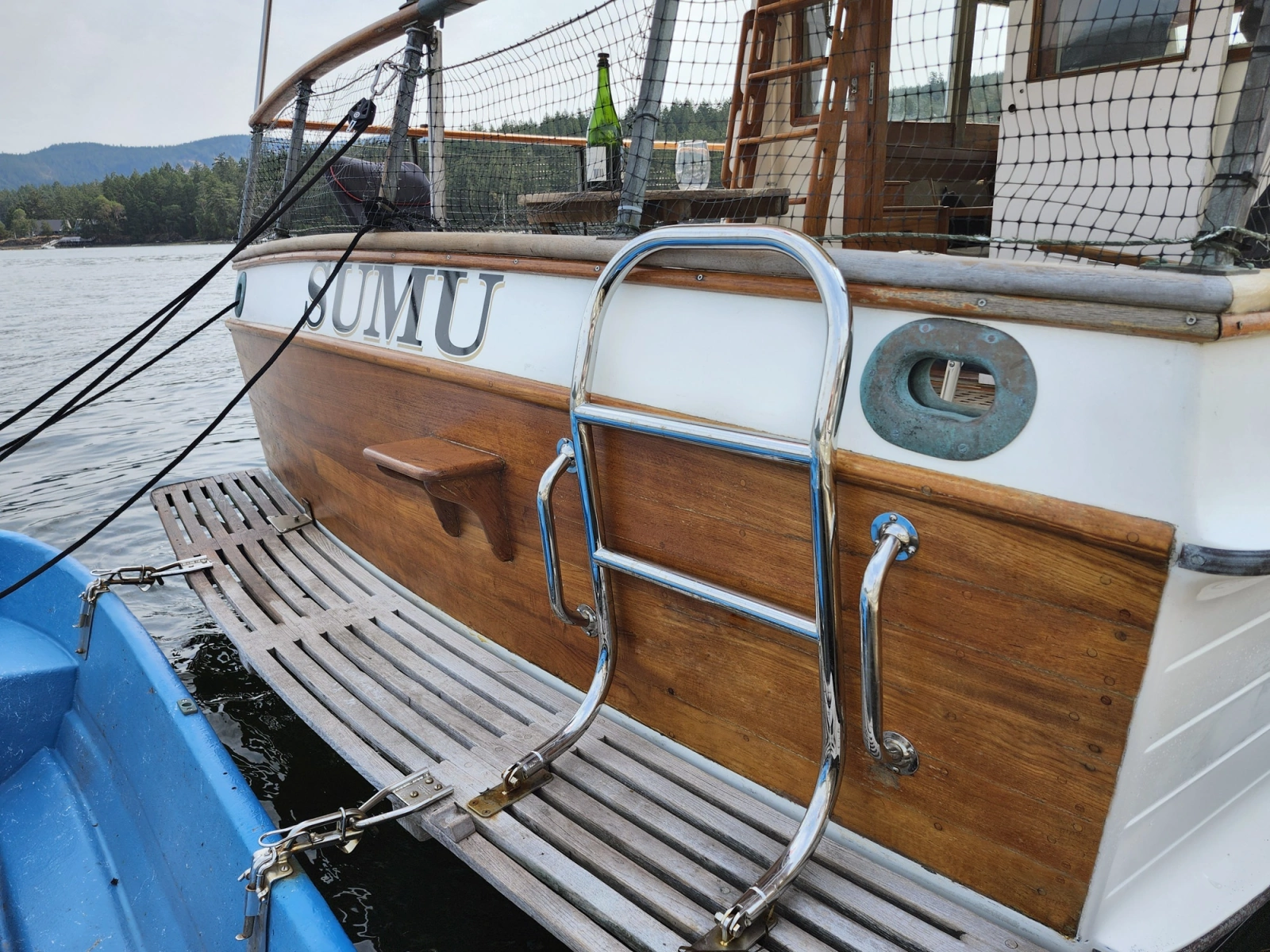 1974 Grand Banks 32