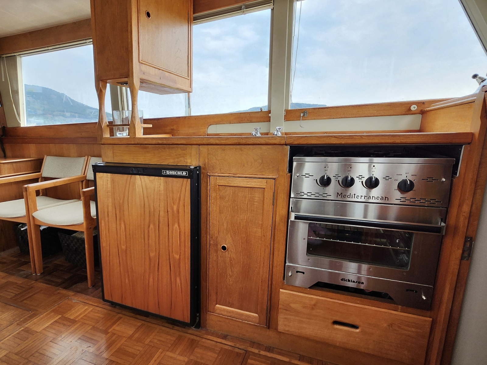 1974 Grand Banks 32