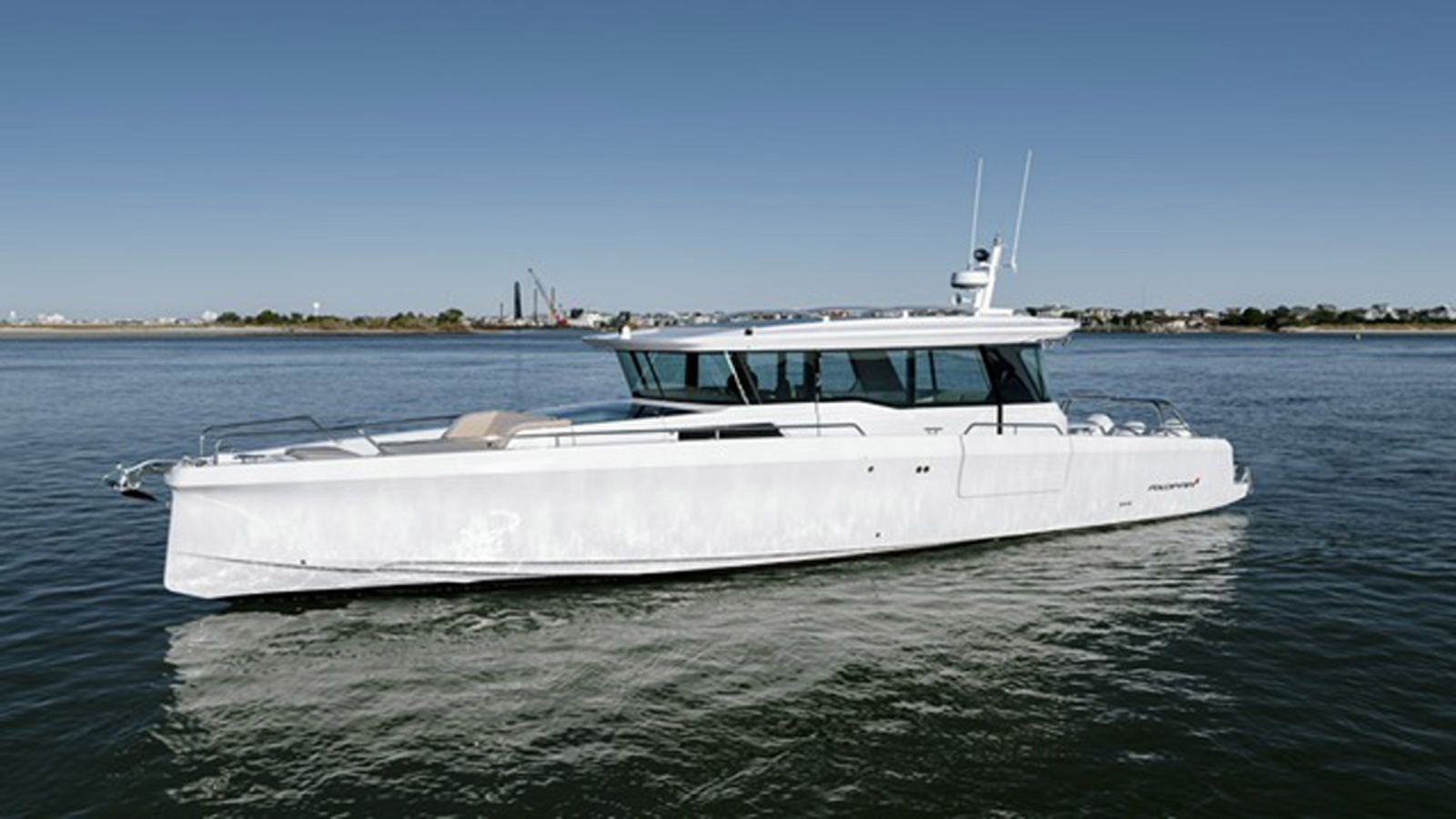 2023 Axopar 45 XC Cross Cabin