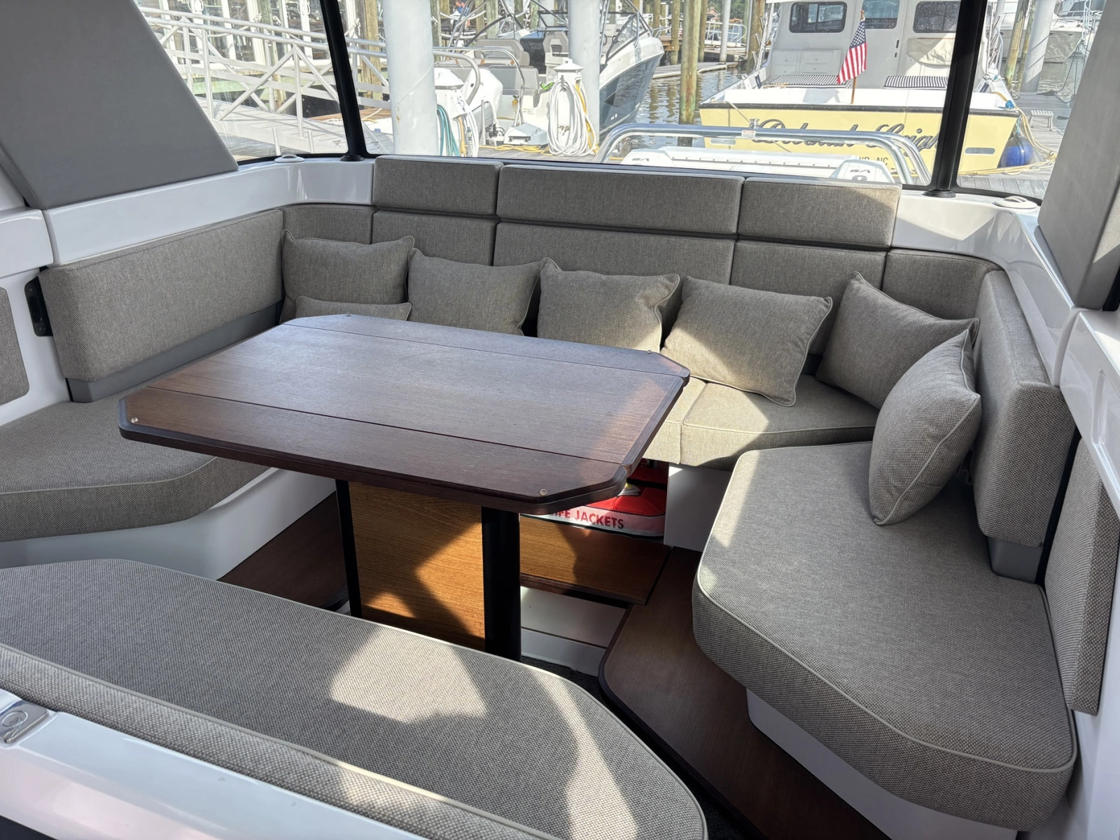 2023 Axopar 45 XC Cross Cabin