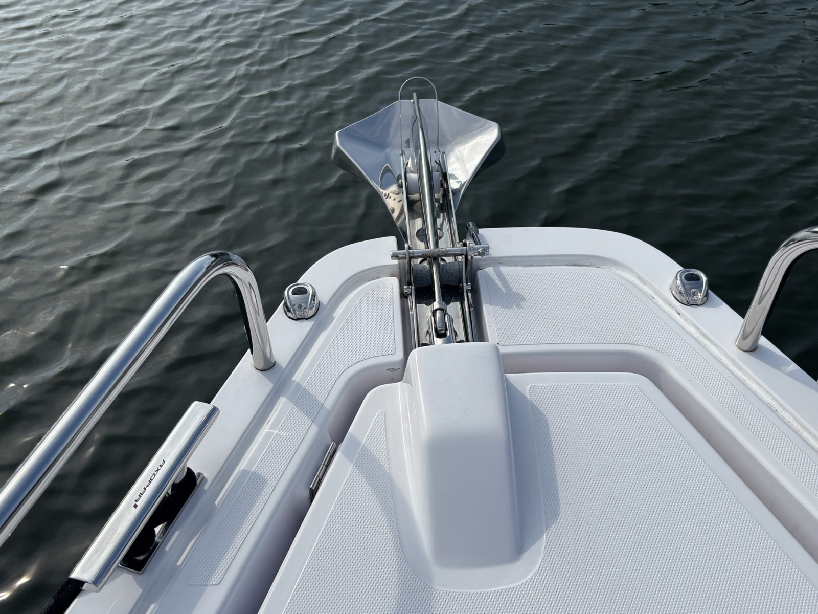 2023 Axopar 45 XC Cross Cabin