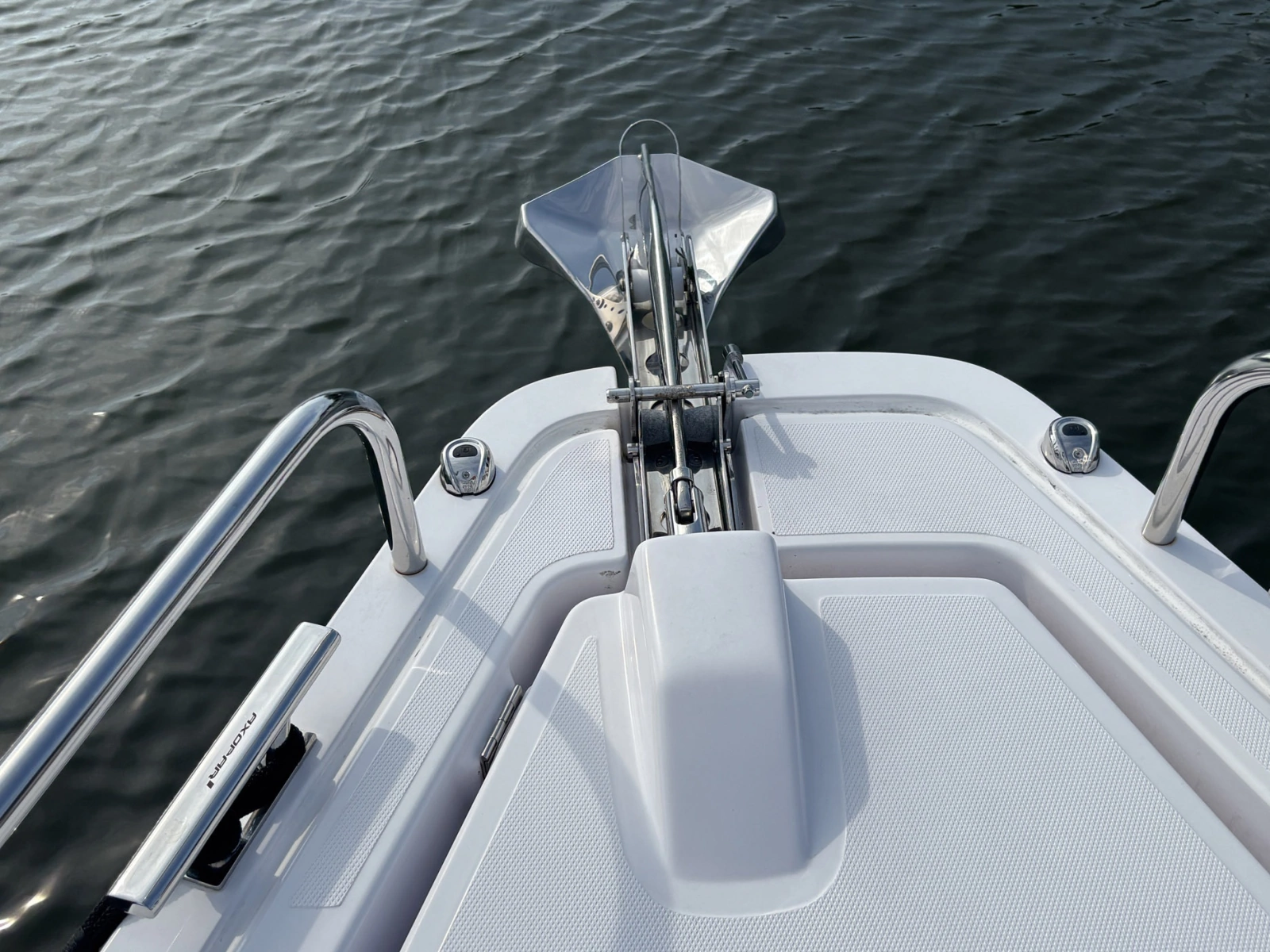 2023 Axopar 45 XC Cross Cabin