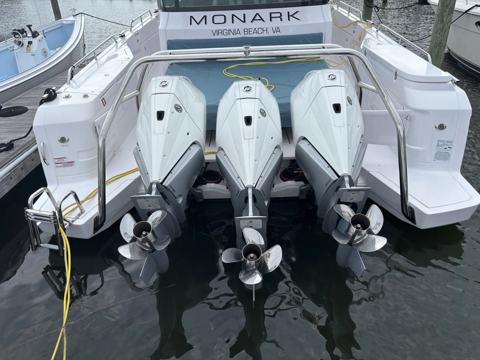 2023 Axopar 45 XC Cross Cabin