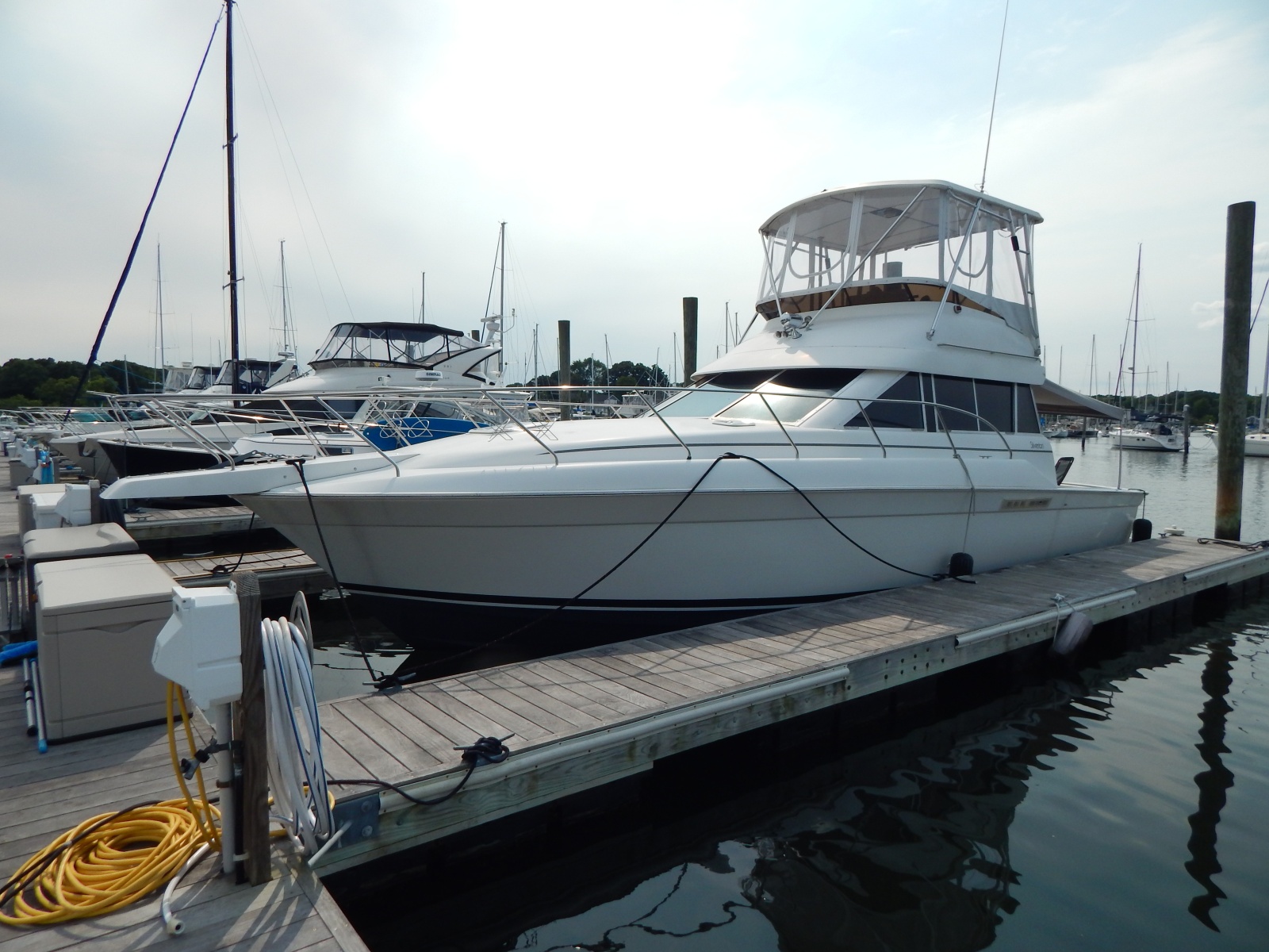 1996 Silverton 37 Convertible