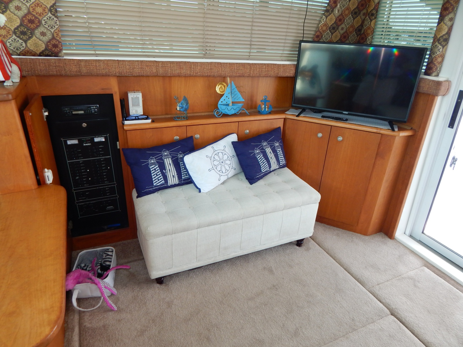 1996 Silverton 37 Convertible