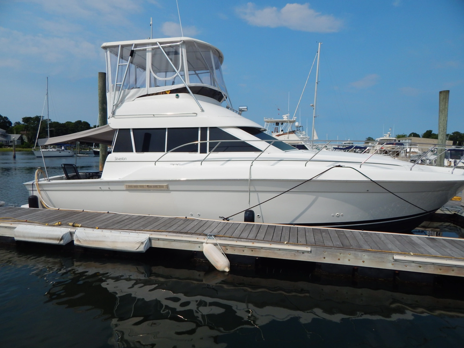 1996 Silverton 37 Convertible