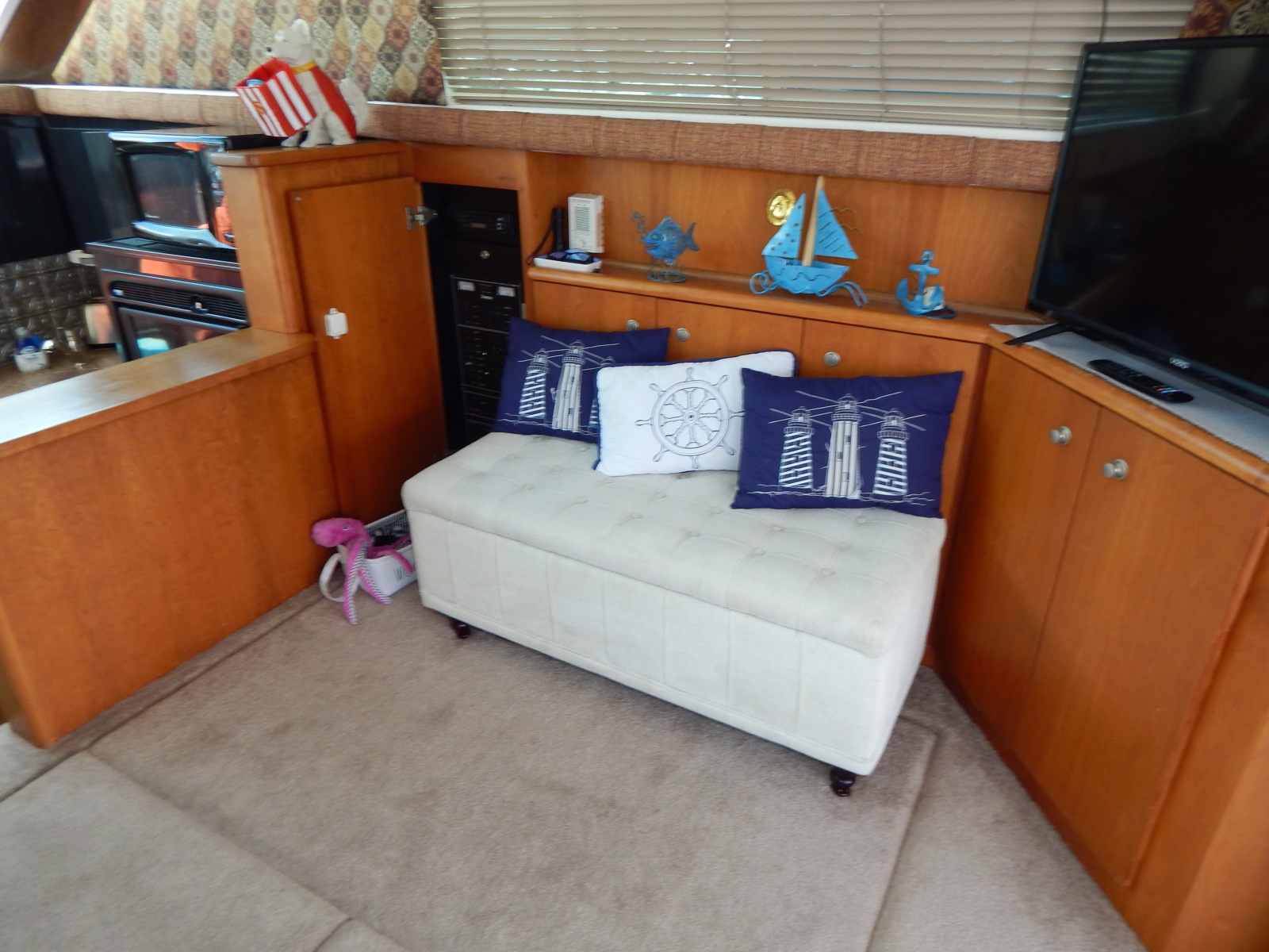 1996 Silverton 37 Convertible