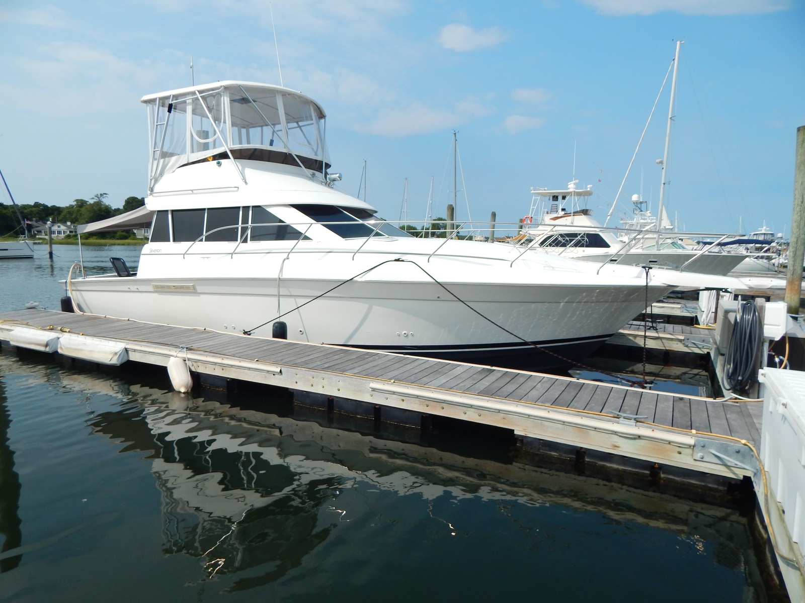 1996 Silverton 37 Convertible