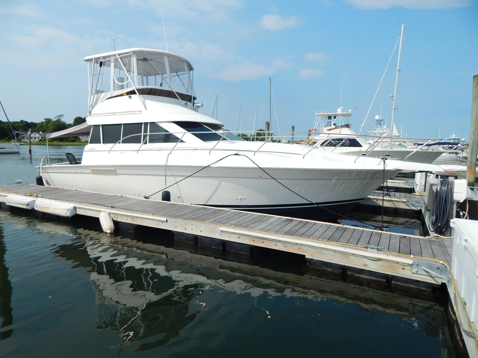 1996 Silverton 37 Convertible