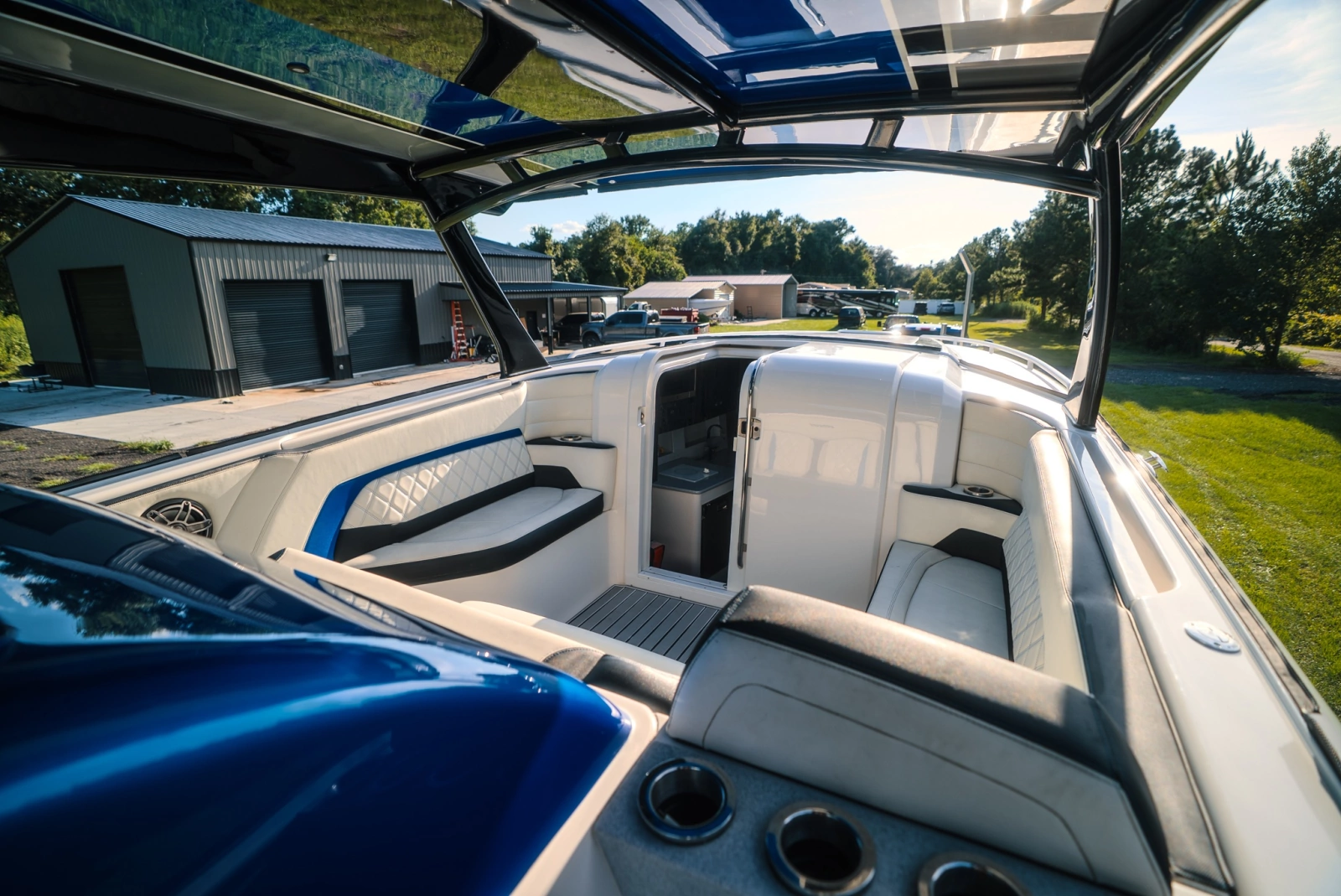 2019 Concept 44 Cuddy Cabin