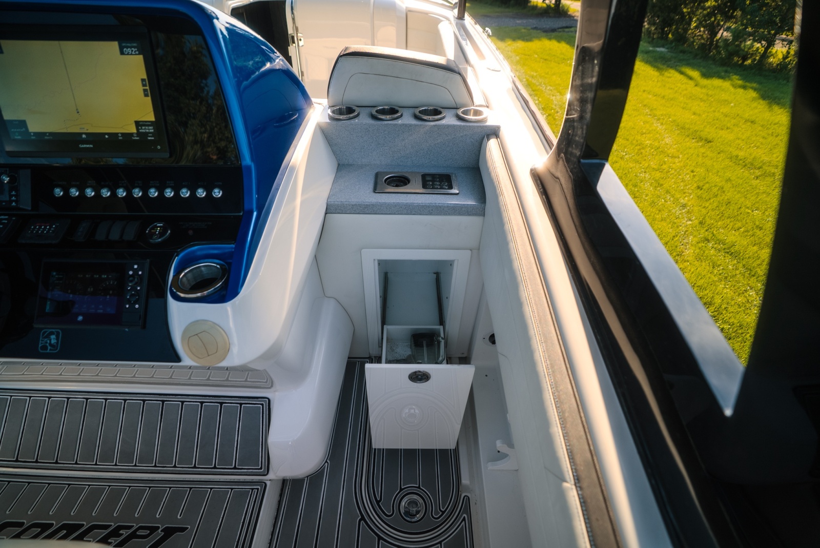 2019 Concept 44 Cuddy Cabin