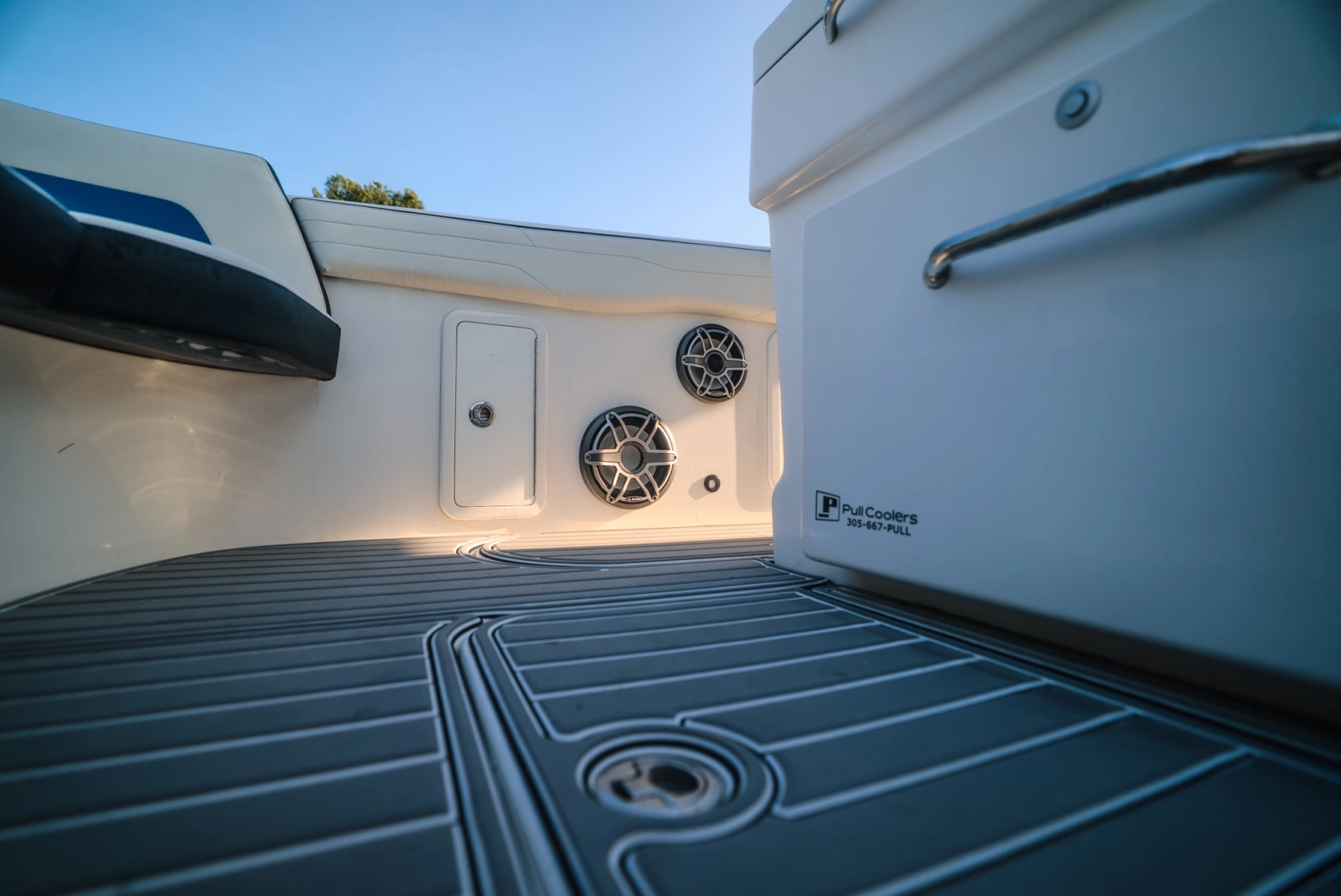 2019 Concept 44 Cuddy Cabin