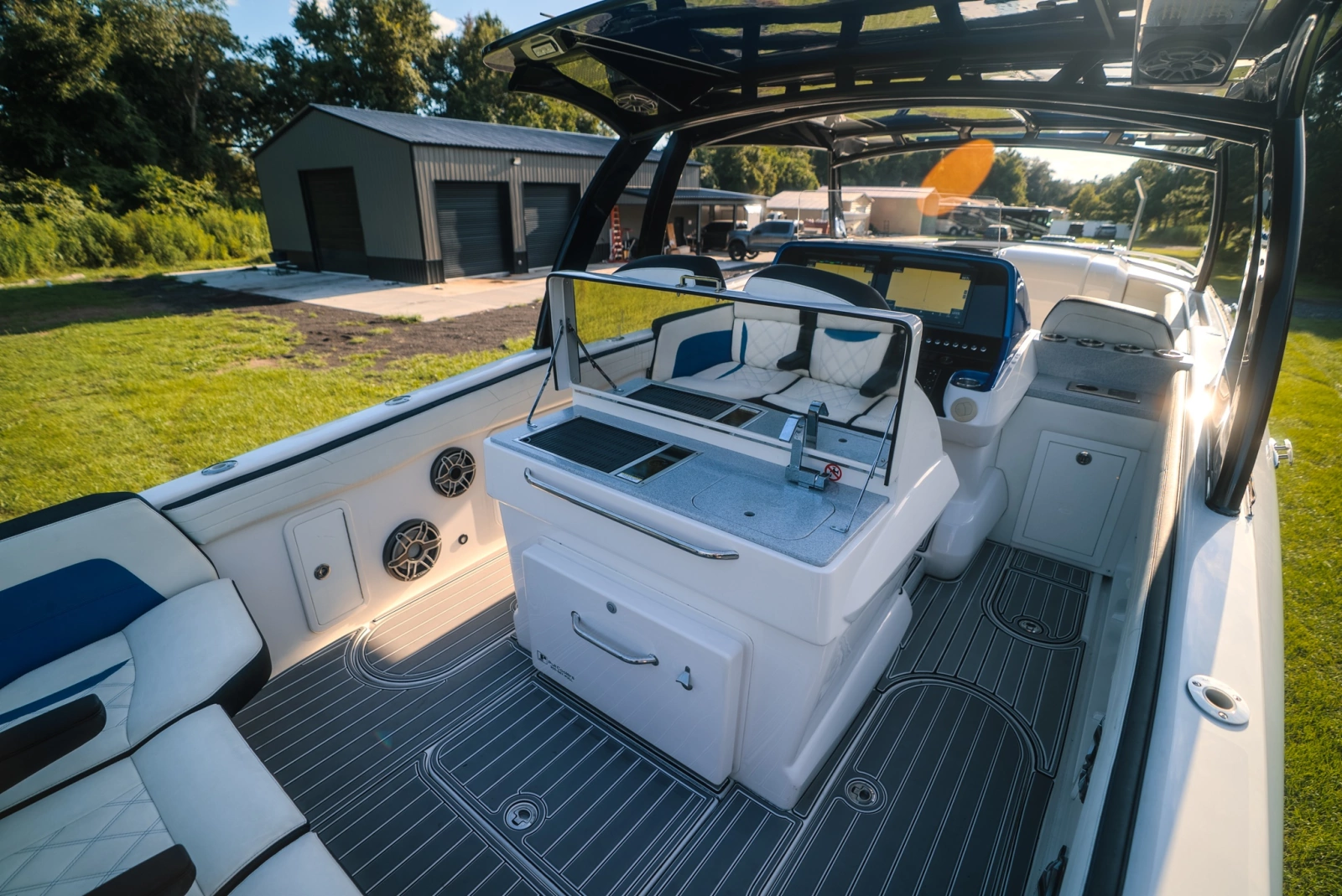 2019 Concept 44 Cuddy Cabin