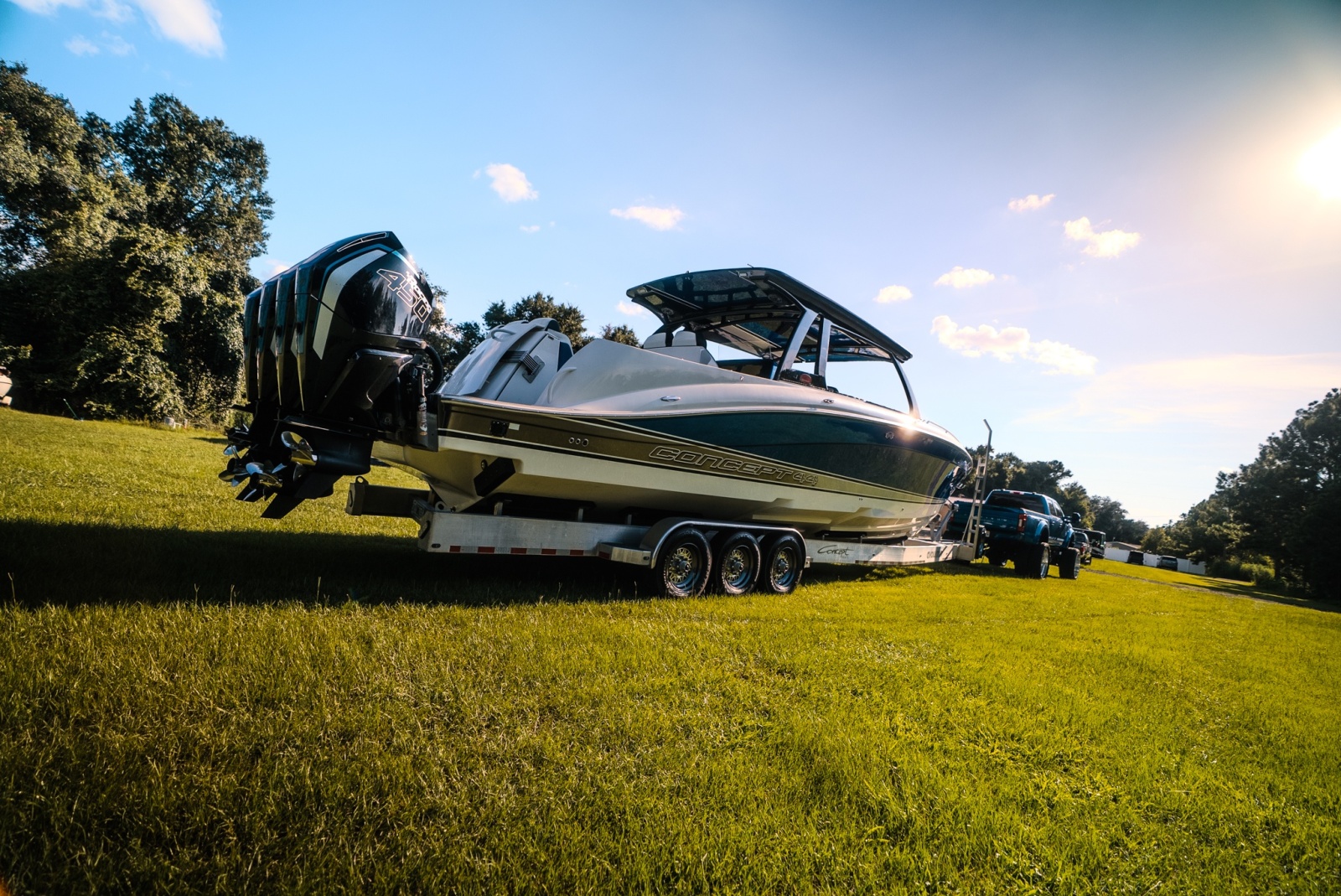 2019 Concept 44 Cuddy Cabin