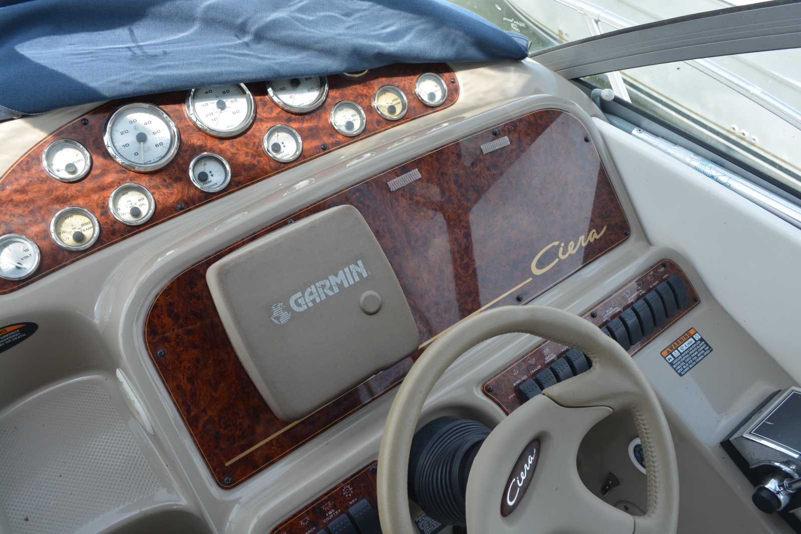 2002 Bayliner 3055 Ciera