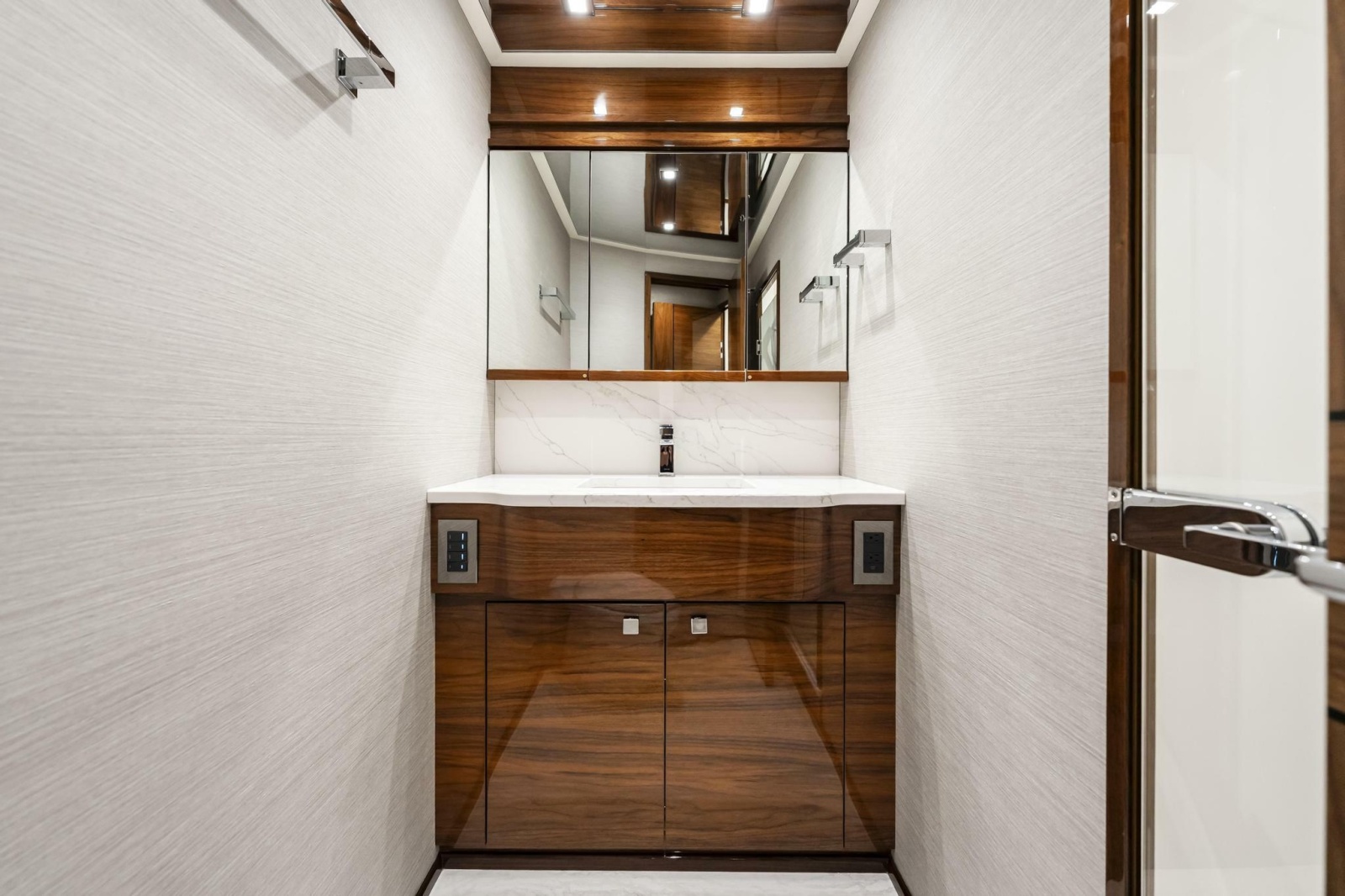 2026 Viking 82 Enclosed Bridge