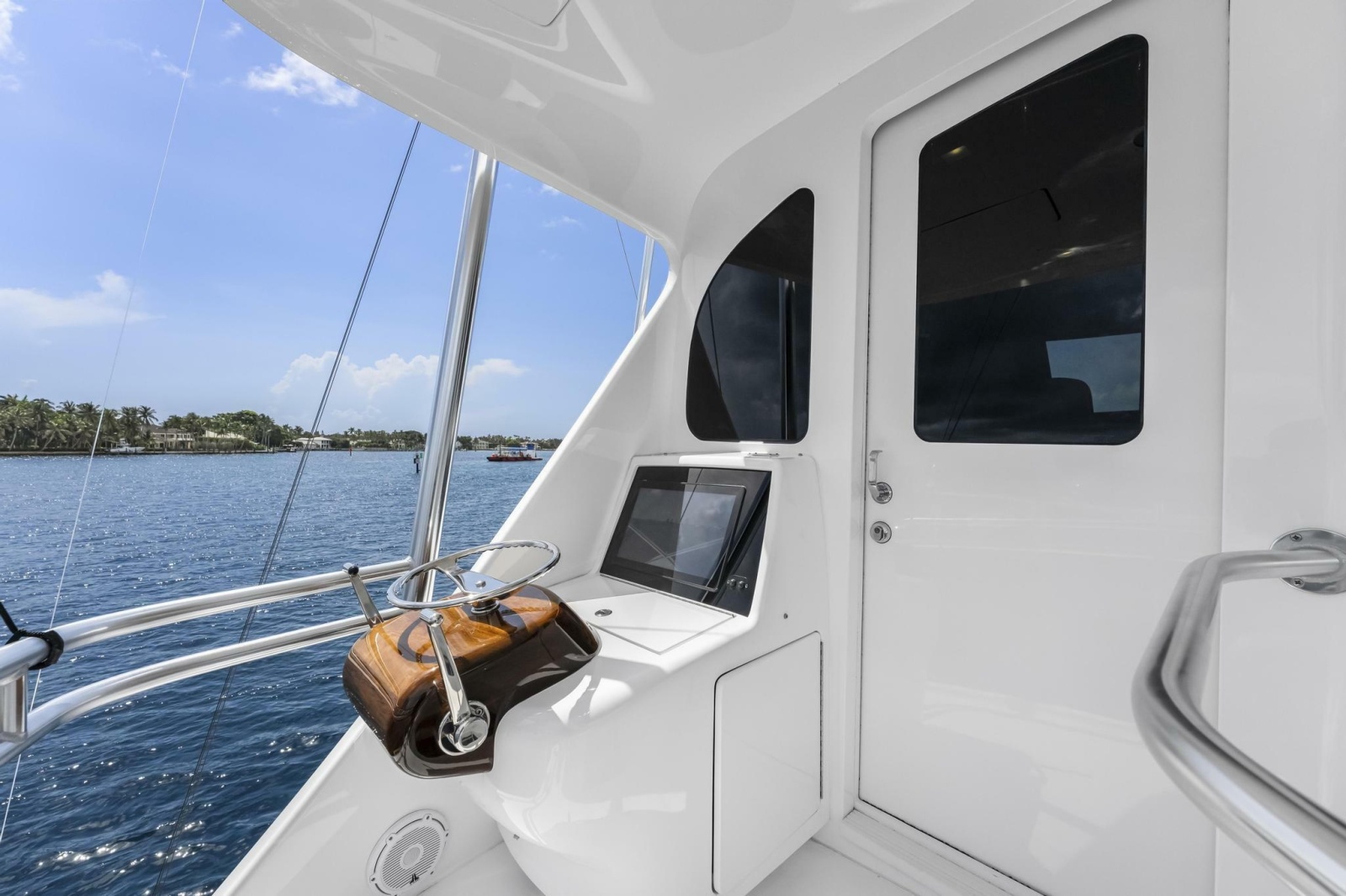 2026 Viking 82 Enclosed Bridge