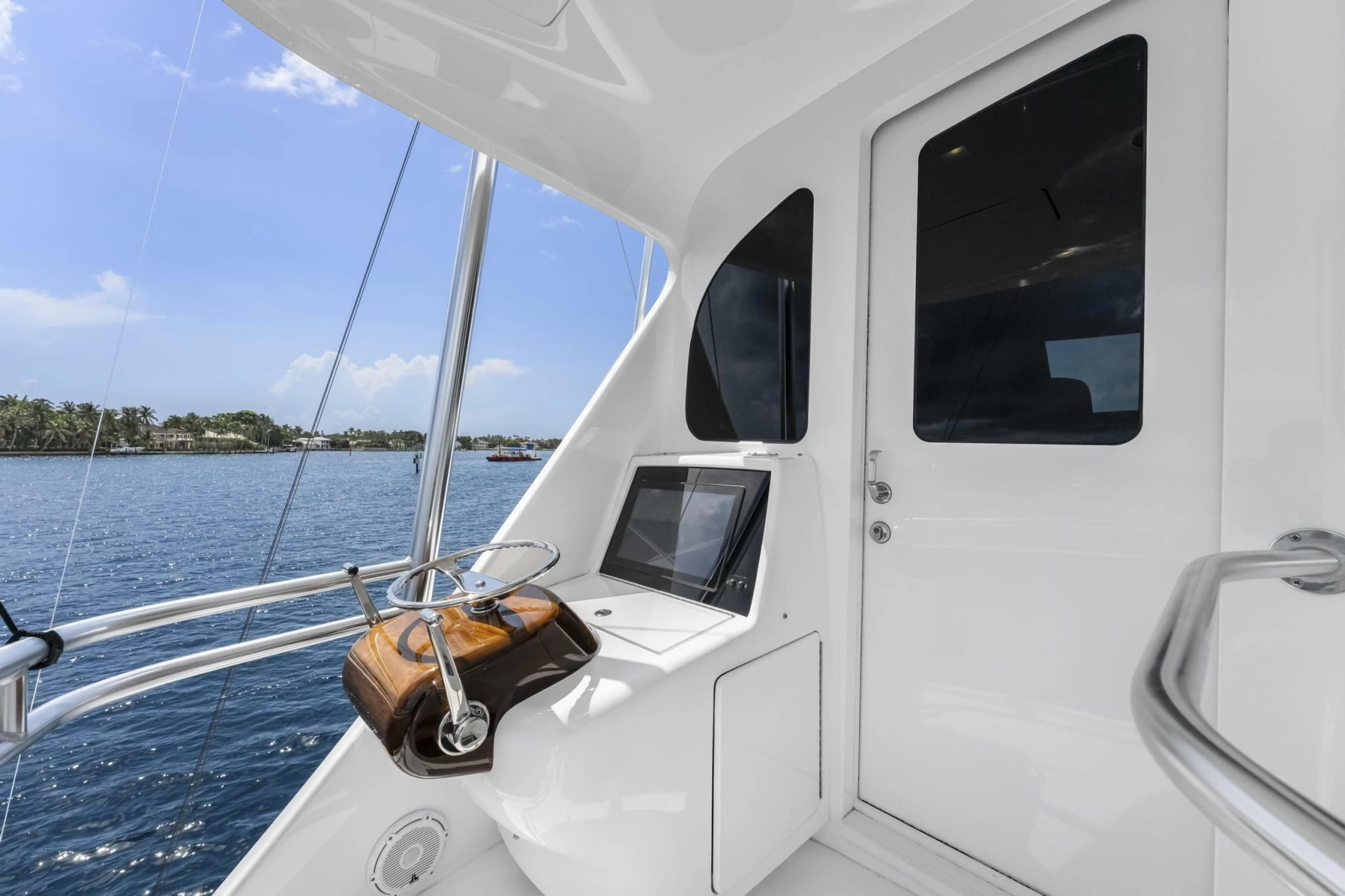 2026 Viking 82 Enclosed Bridge