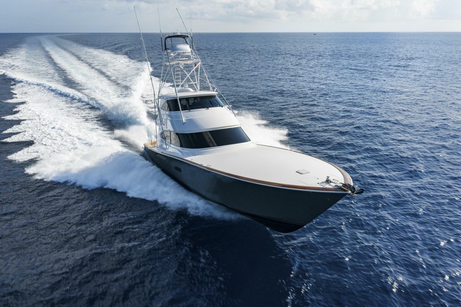 2026 Viking 82 Enclosed Bridge