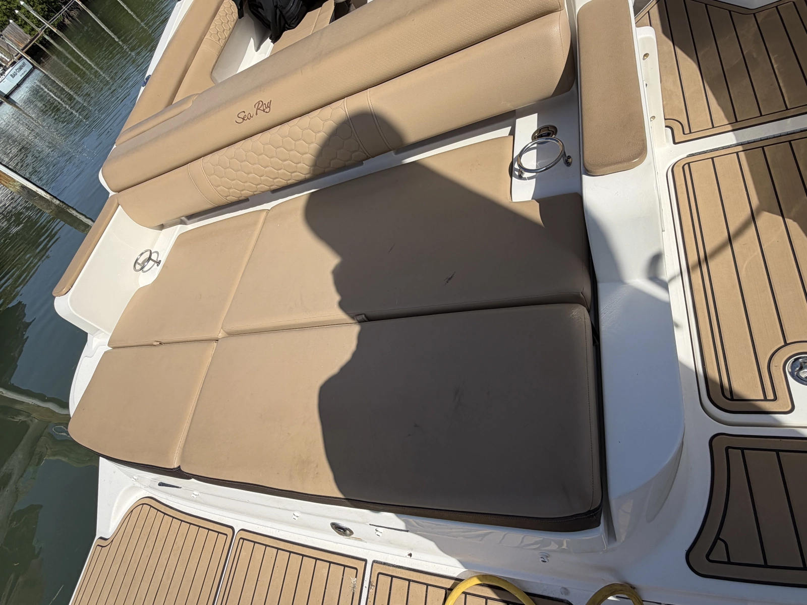 2021 Sea Ray 290 SDX
