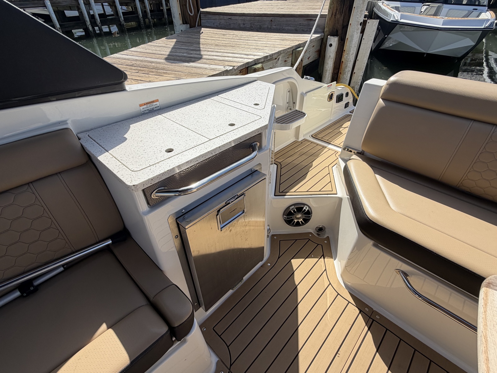 2021 Sea Ray 290 SDX