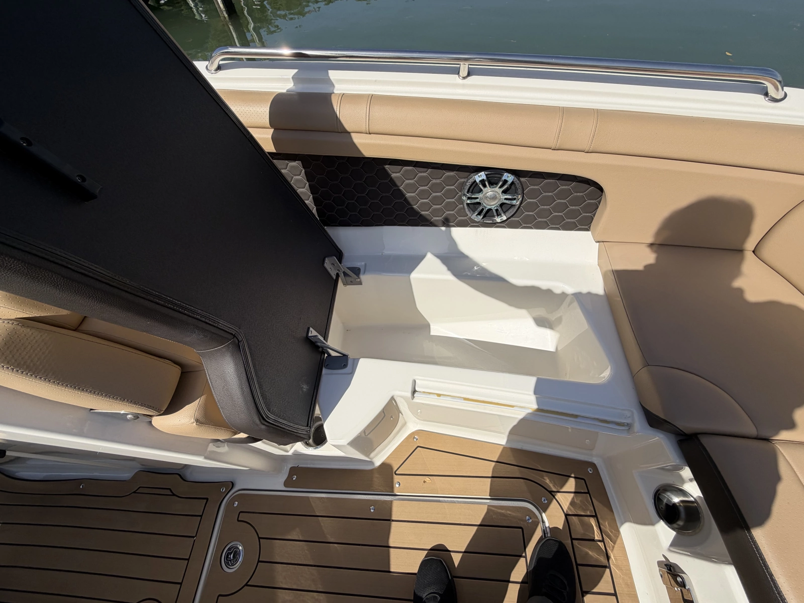 2021 Sea Ray 290 SDX