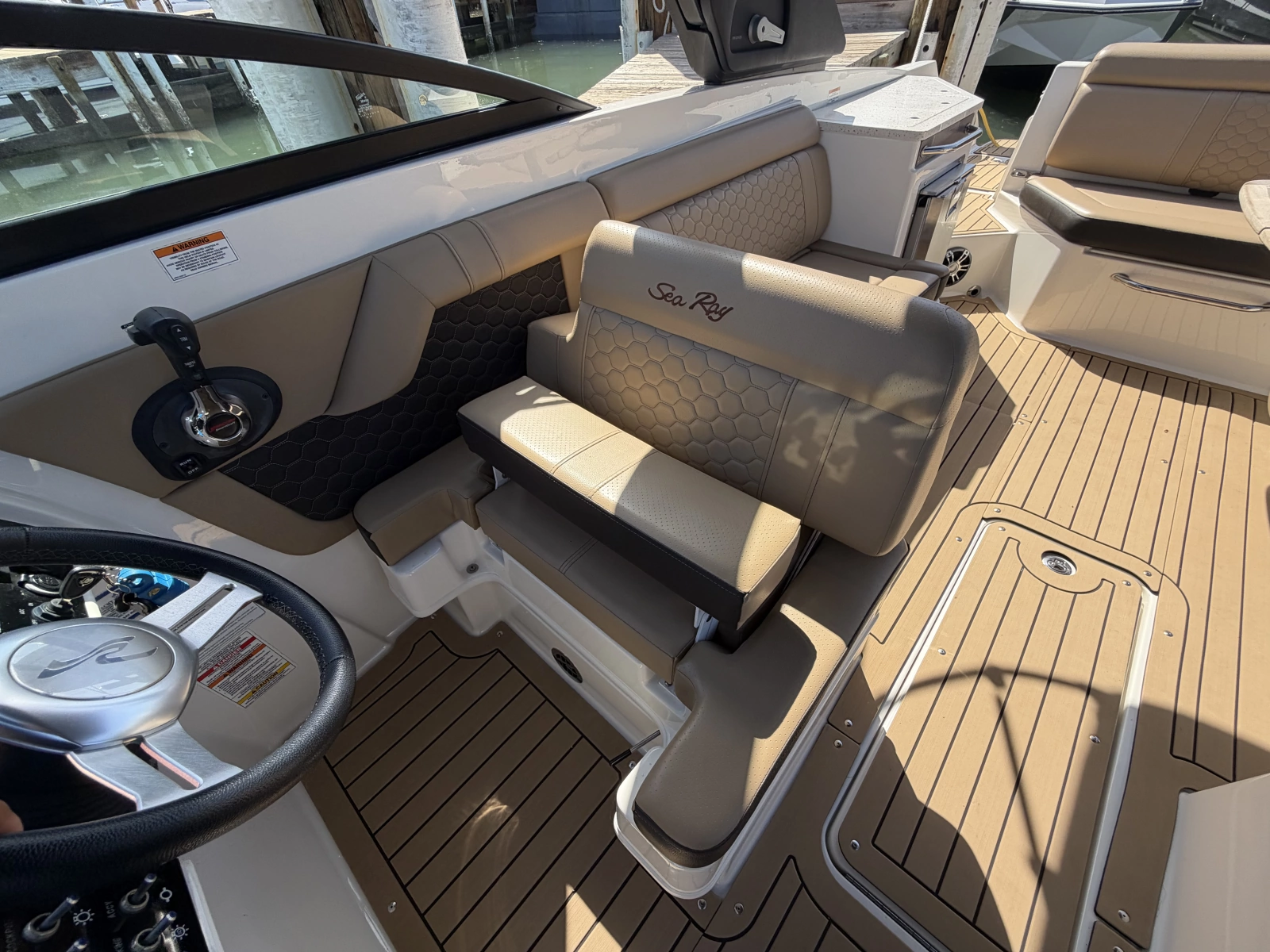 2021 Sea Ray 290 SDX