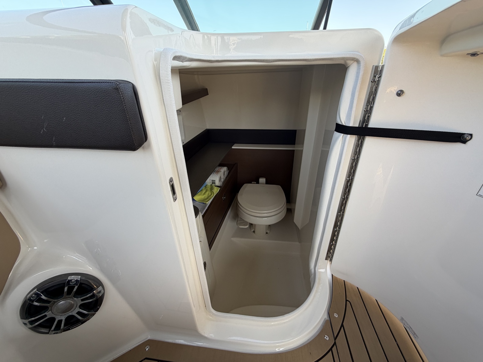 2021 Sea Ray 290 SDX