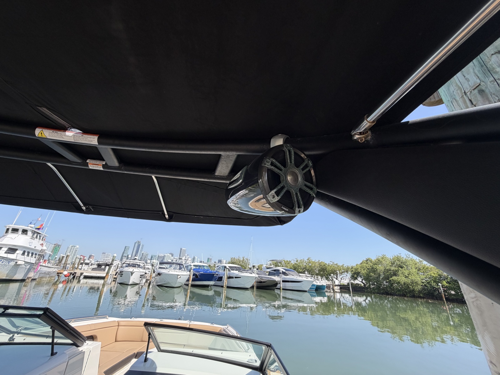2021 Sea Ray 290 SDX