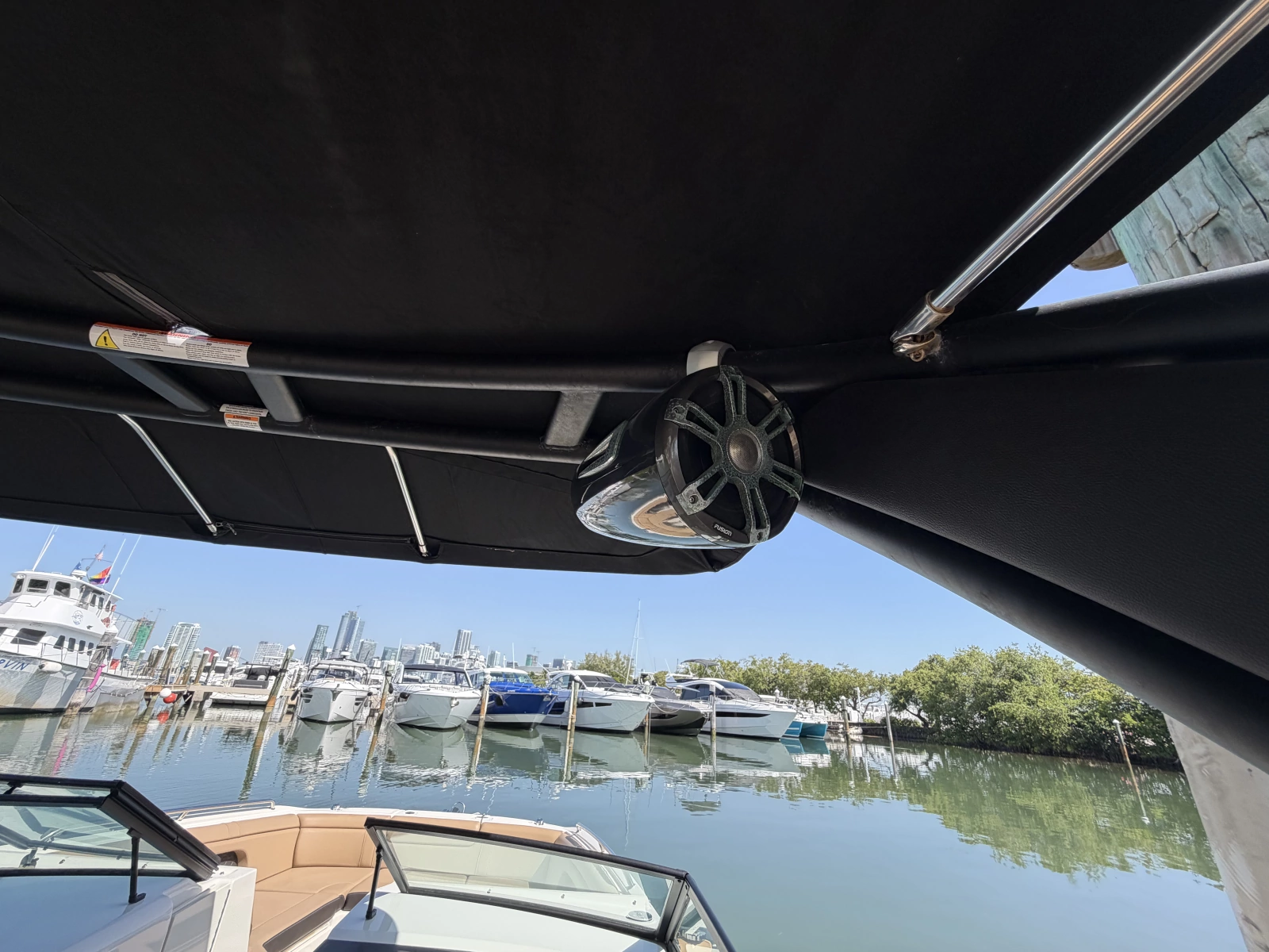 2021 Sea Ray 290 SDX