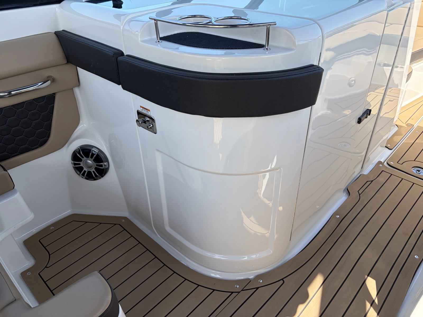 2021 Sea Ray 290 SDX