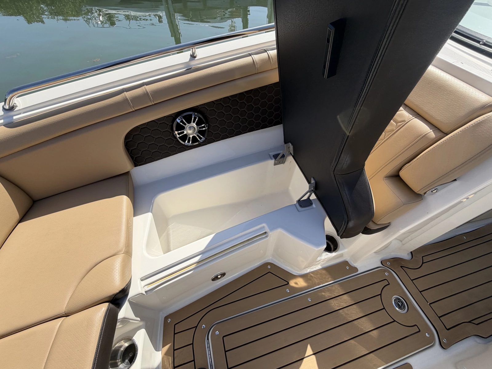 2021 Sea Ray 290 SDX