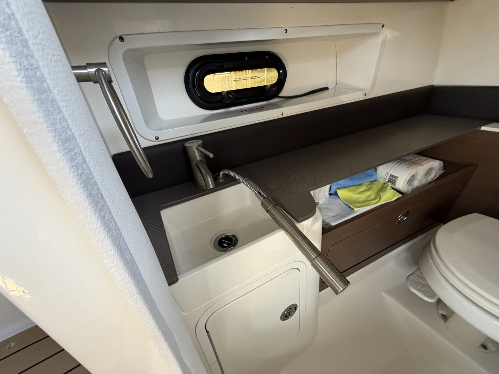 2021 Sea Ray 290 SDX