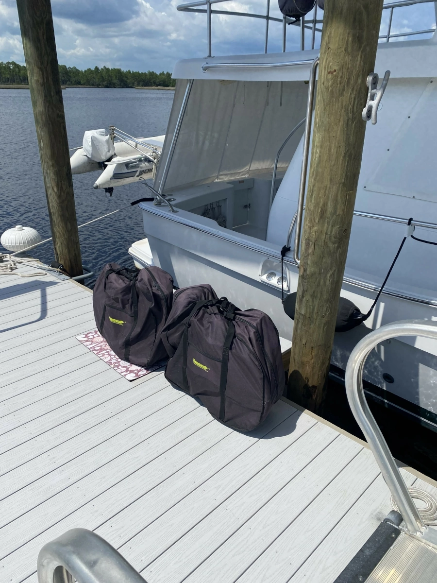 39' Mainship folding bikes2
