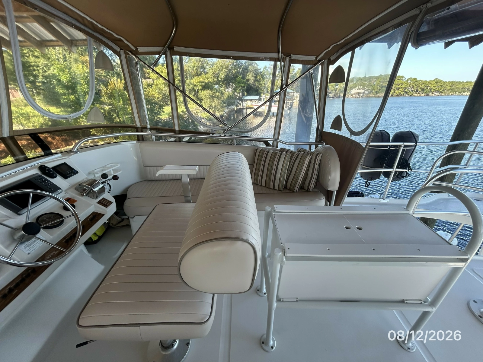 39' Mainship flybridge starboard