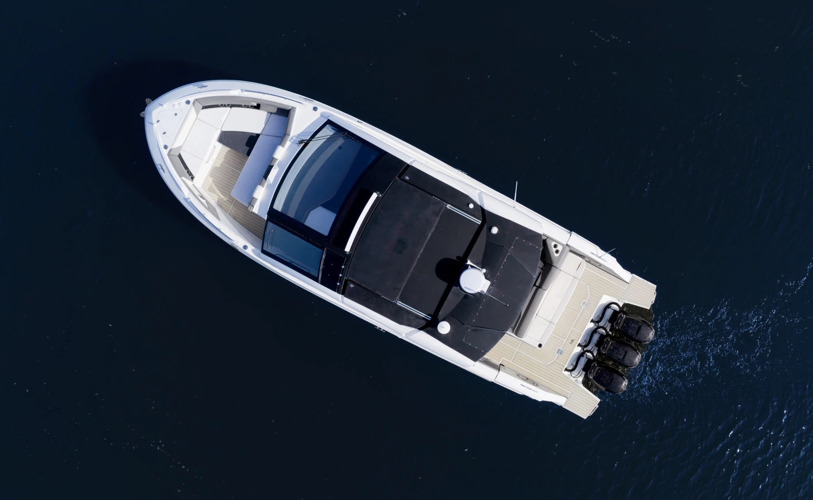 2021 Cruisers Yachts 42 GLS OB
