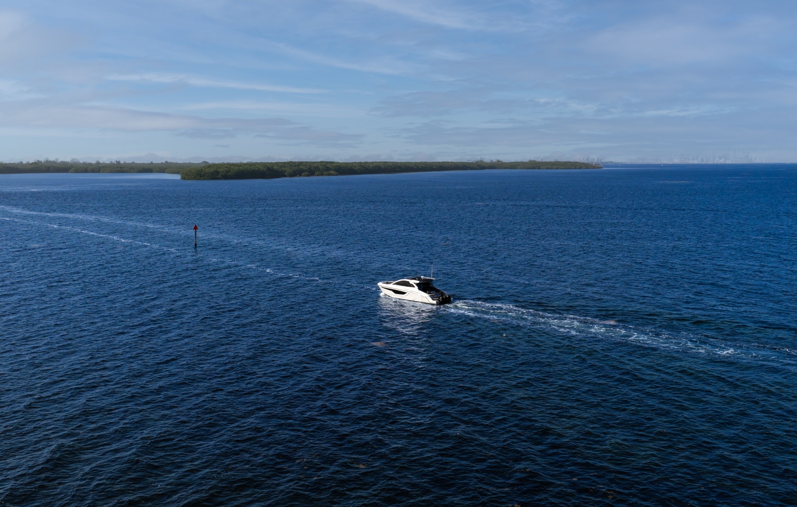 2021 Cruisers Yachts 42 GLS OB