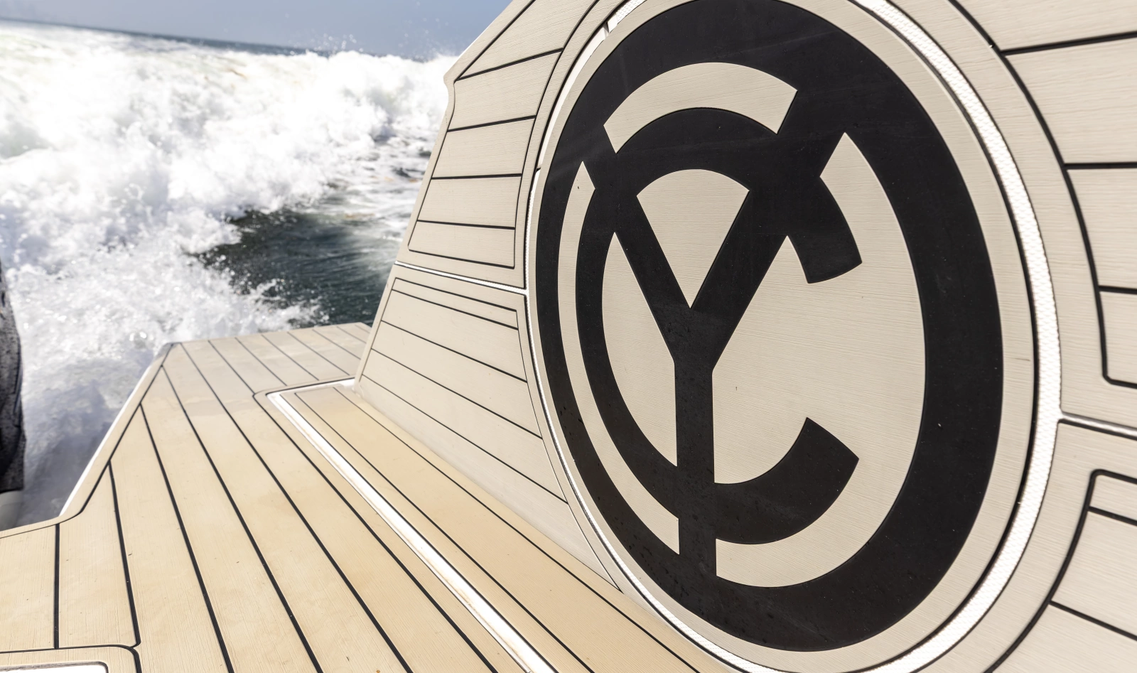 2021 Cruisers Yachts 42 GLS OB
