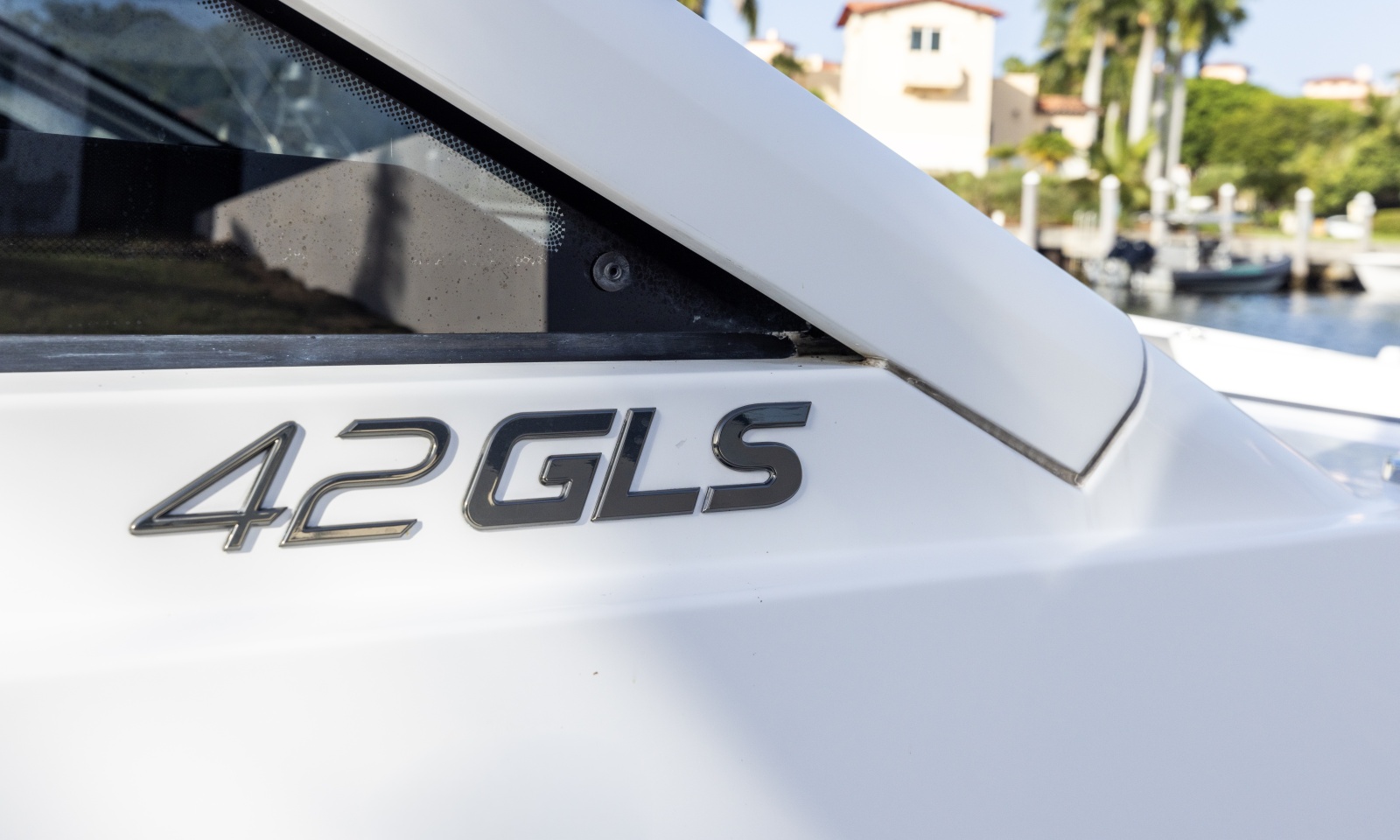 2021 Cruisers Yachts 42 GLS OB