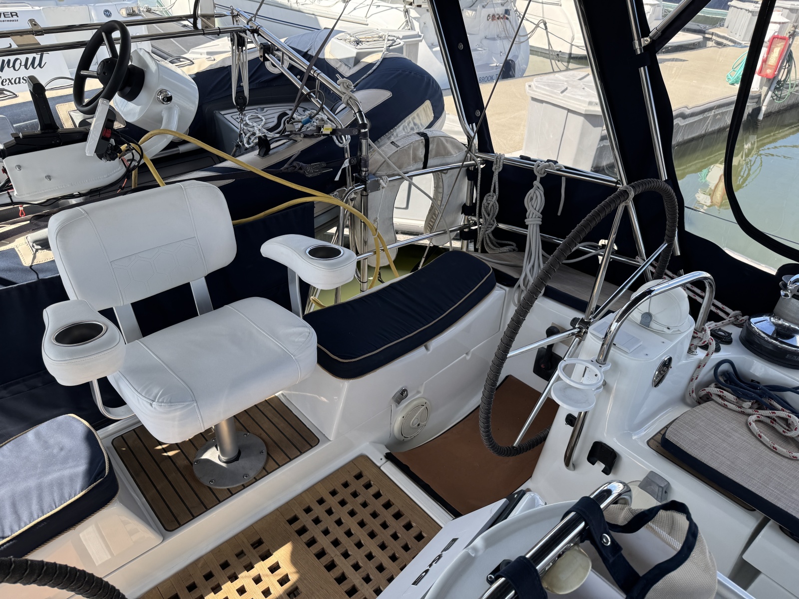 2008 Jeanneau 45DS