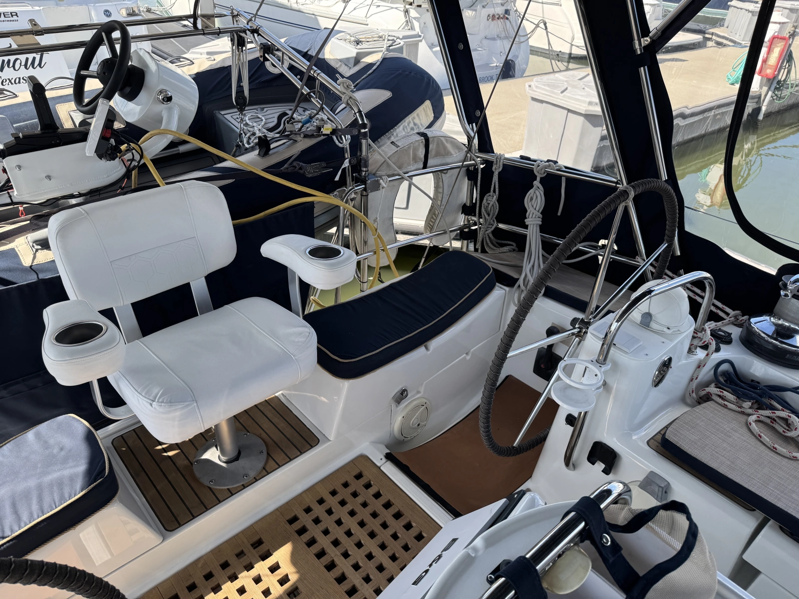 2008 Jeanneau 45DS