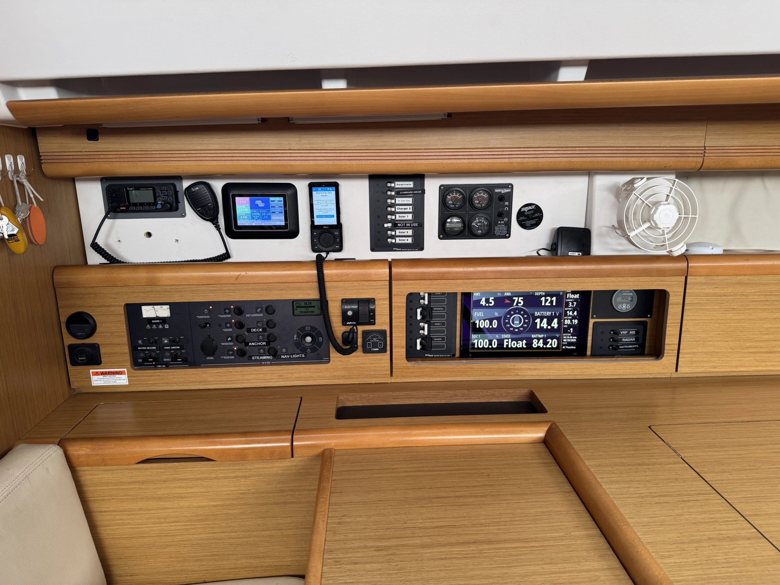2008 Jeanneau 45DS