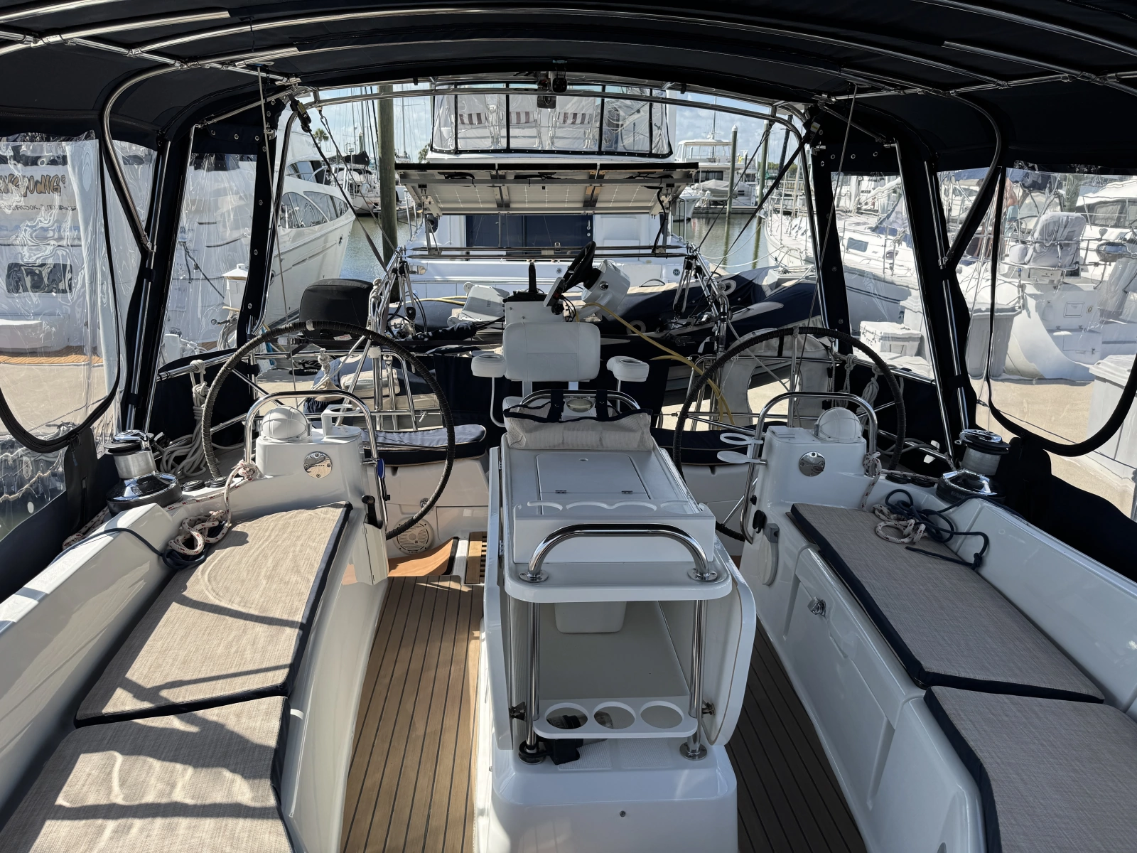 2008 Jeanneau 45DS
