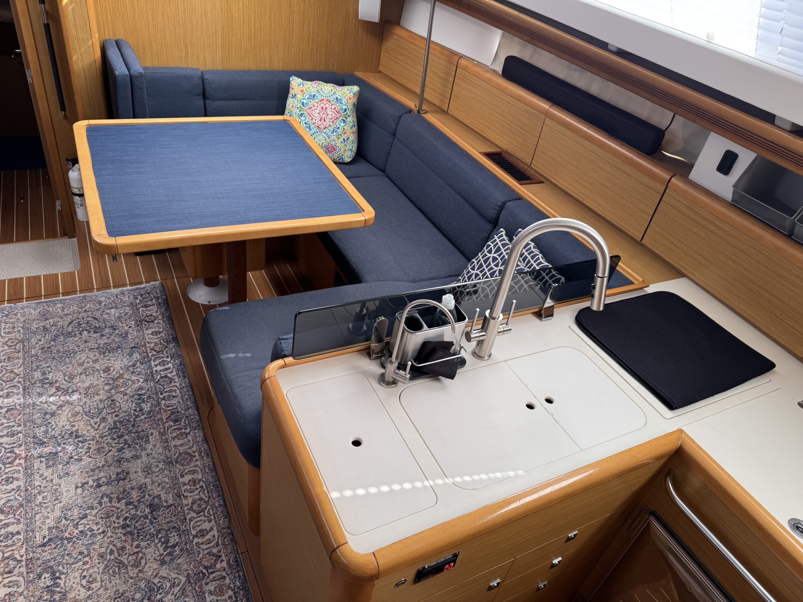 2008 Jeanneau 45DS