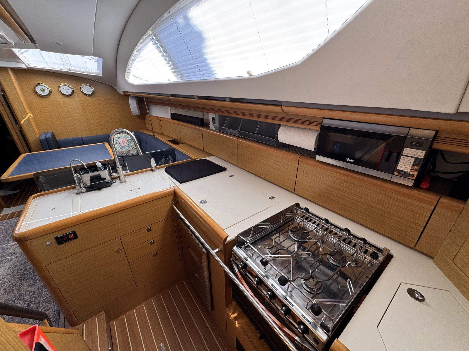 2008 Jeanneau 45DS