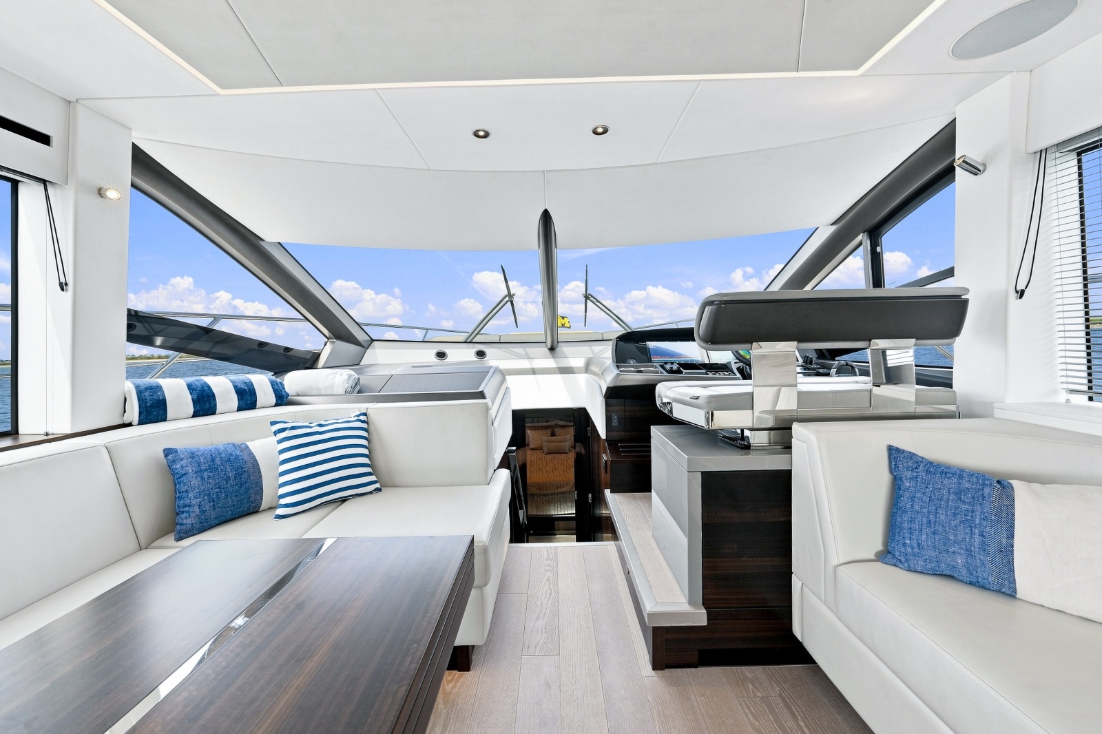 2025 Sunseeker Manhattan 55
