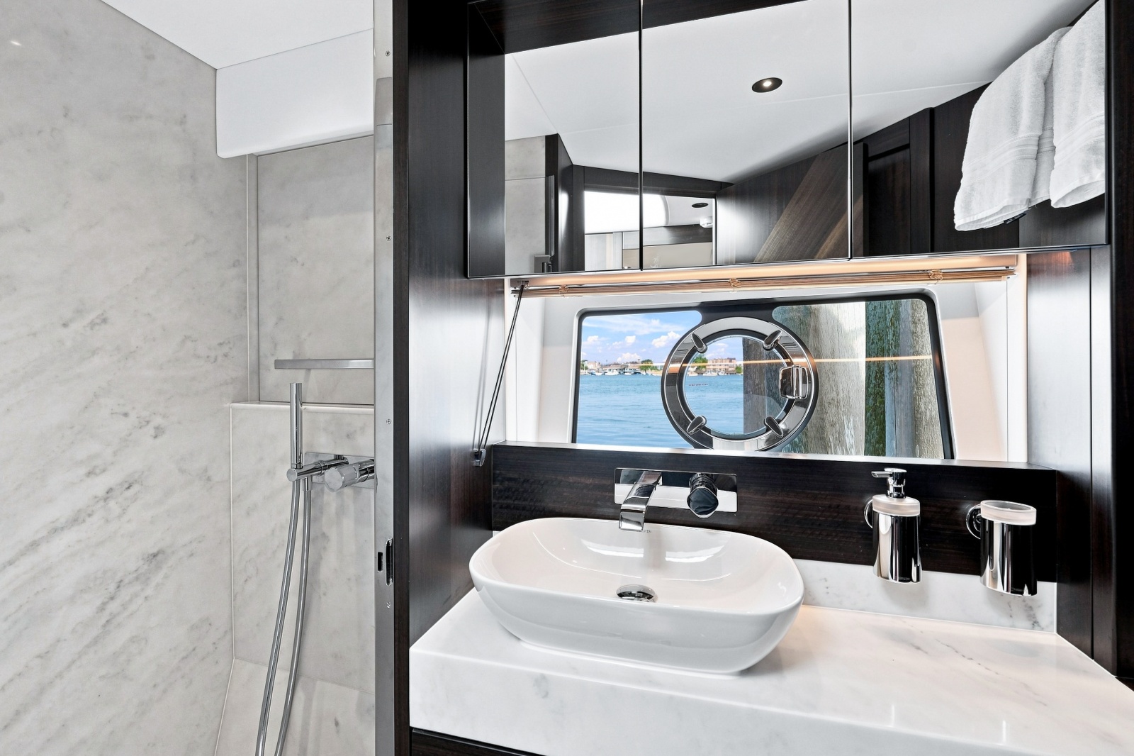 2025 Sunseeker Manhattan 55