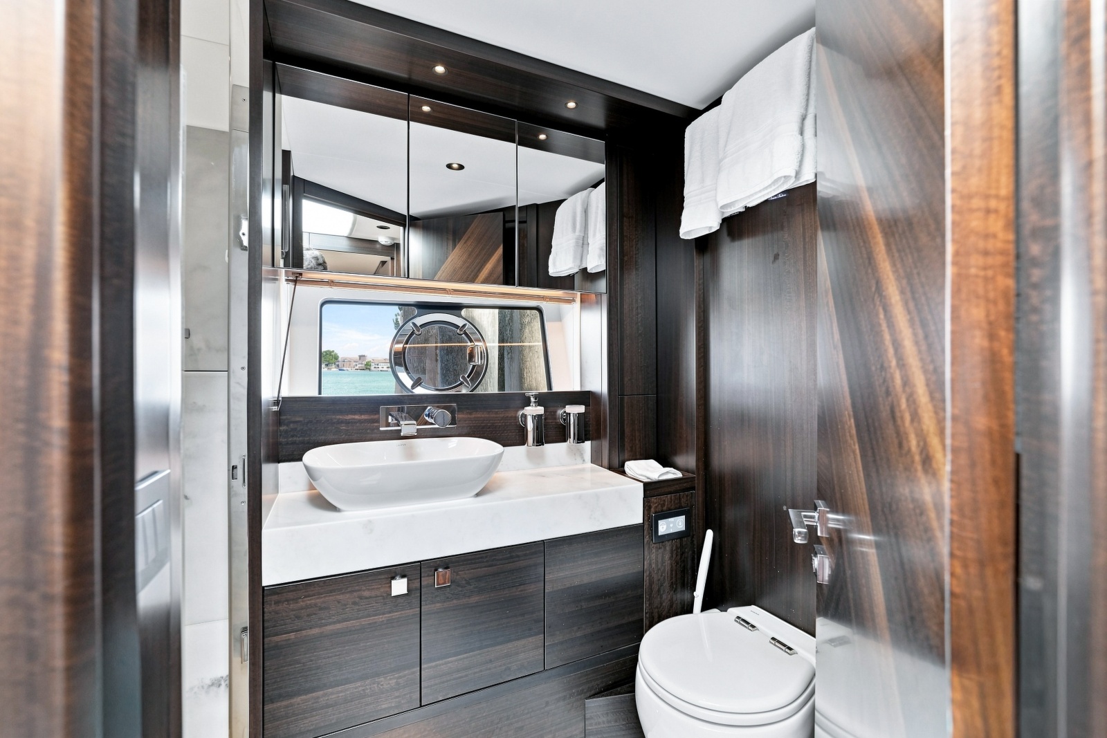 2025 Sunseeker Manhattan 55