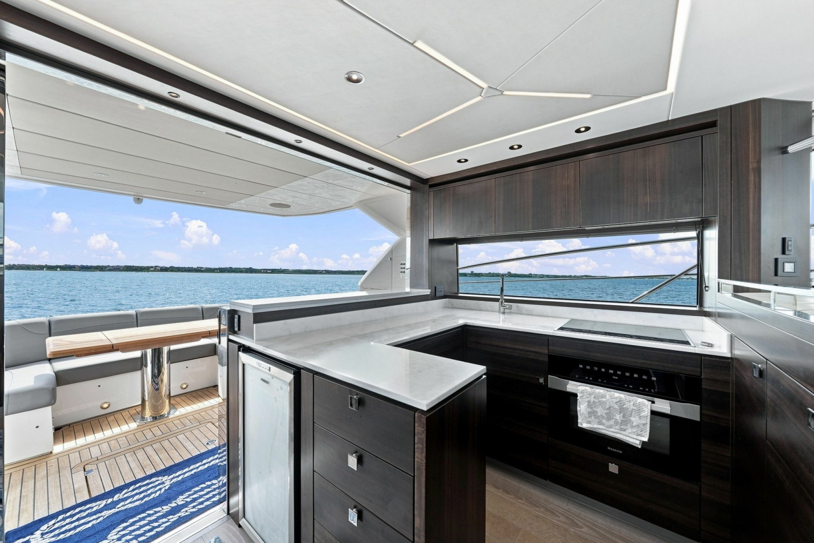 2025 Sunseeker Manhattan 55