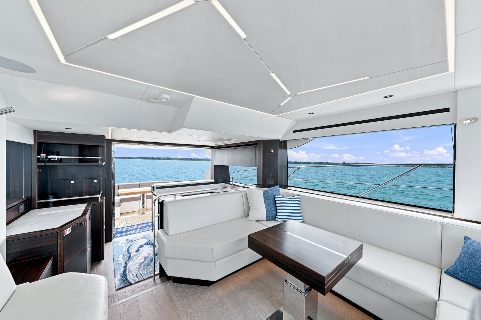2025 Sunseeker Manhattan 55